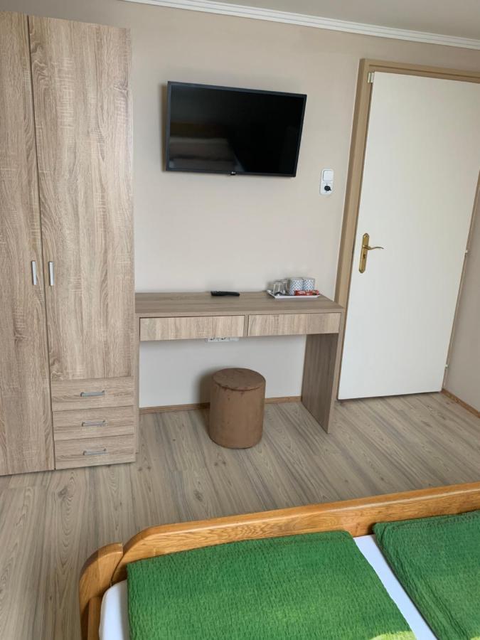 Fenyves Family Rooms And Bungalows Hajdúszoboszló 외부 사진